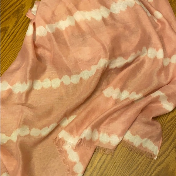 Light weight Scarf - Picture 2 of 4